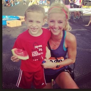 Meet your Posher, Ashley